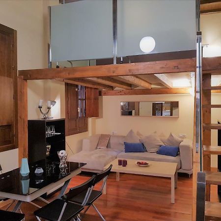 Feria Palace Apartment Σεβίλλη Εξωτερικό φωτογραφία