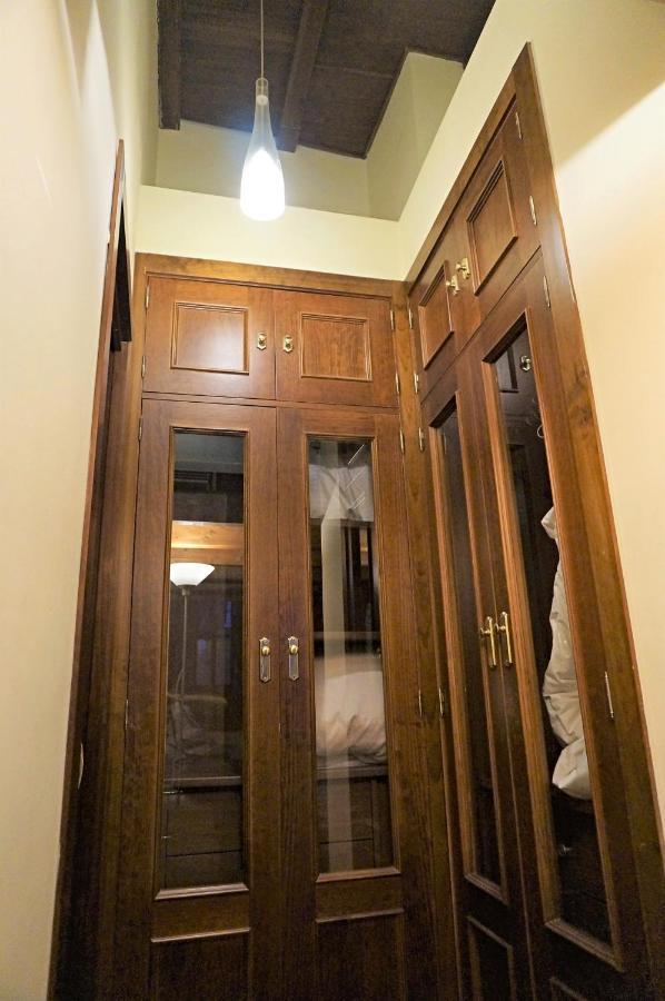 Feria Palace Apartment Σεβίλλη Εξωτερικό φωτογραφία